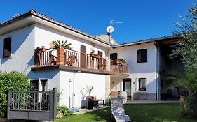Casa Rustica Con Giardino